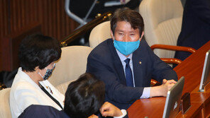 이인영 “금강산 개별관광, 코로나 감안해 추진 시기 결정”