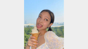 [N샷] 블랙핑크 제니, 장난기 가득 발랄 표정도 ‘예쁨 주의’