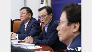 이해찬 “코로나 관리 가능한 상태…올 여름 잘 지나면 안정화”