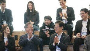 이재명 “文과 대립하라고 고사 지내지만…내 목표는 文의 성공, 재집권”