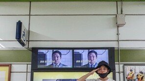 김민석, 전역 소감 “군생활 무사히 마쳐…기다려준 팬들 감사”