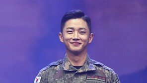 [연예뉴스 HOT①] 김민석 휴가기간 압구정서 ‘몰카범’ 잡아