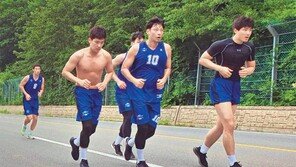 산언덕 누비고 백사장 헤집고… 땡볕보다 뜨거운 KBL