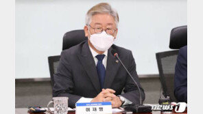 이재명 “서울·부산시장 무공천 ‘주장’ 안 했다…의견일 뿐”