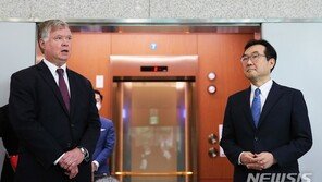 ‘한국 정부, 북미대화 중재 불발’ 보도에…외교부 “사실무근”