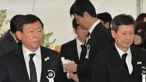 신동주, 日 법원에 “신동빈 해임해달라” 소송 제기