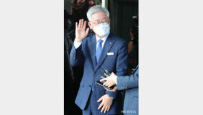 이재명 “기본소득 처럼 ‘기본주택’으로 부동산문제 해결”