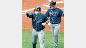 최지만 역전 3점포… 개막전 예열 끝났다