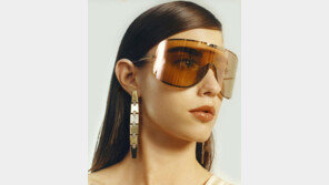 복고 틴트 선글라스, 촌스러움이 반갑다