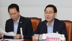 주호영 “국민의당과 통합 가능…서울시장 후보 ‘미스트롯’ 방식”