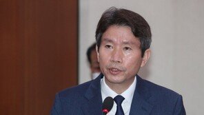 국회 외통위, 野 반대 속 이인영 후보자 인사청문보고서 채택