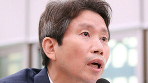 통합당 “태영호, ‘사상검증’ 논란…국민 대신해 물어봐야”