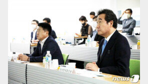 제주 찾은 이낙연 “제2공항 의견수렴 주체, 정부 아닌 제주도”