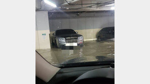 주차장 침수 센텀시티, 승강기 멈춰 51층 건물 걸어다녀