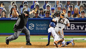 마침내 문 연 MLB… 양키스, 개막전 환호