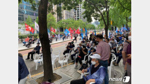 코로나로 잠잠하다가…을지로·서초대로 등 대규모 주말집회 재개