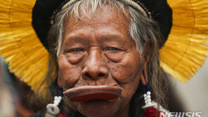 노벨평화상 후보 아마존 원주민 족장, 입원…코로나19 아냐