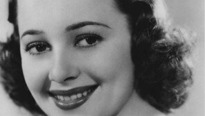 ‘바람과 함께 사라지다’ 올리비아 드 하빌랜드 별세…향년 104세