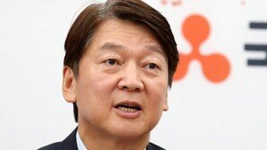 안철수 “文대통령, 방역 자랑할 때마다 코로나 확진자 급증”