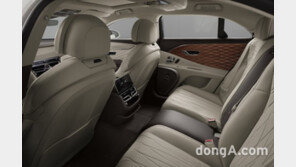 벤틀리모터스, 세계 최초 3D 우드 패널 공개