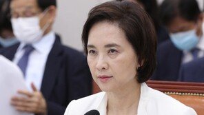 유은혜 “박지원 의혹 감사?…55년 전 일, 실효성 없어”