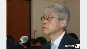 최기영 과기부 장관 “코로나19 백신, 내년 9월에 나올 듯”