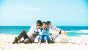 [원픽! 위클리 핫플레이스] 하조대 해수욕장·용산 스카이비치…‘싹쓰리’ 뮤비 배경지로 여름휴가?