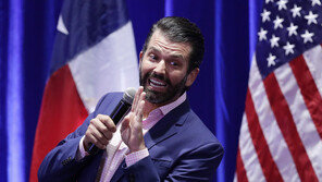 트위터, 트럼프 장남 계정 12시간 제한…“하이드록시클로로퀸 효능 오도”