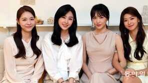 “설레고 따뜻하고 불안한 내 연애의 감정 그 자체”