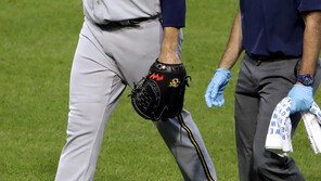 린드블럼, 3년 만의 MLB 복귀전에서 부상 강판