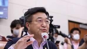 윤호중 “임대차법, 서민 위해 잠시도 지체할 수 없다”