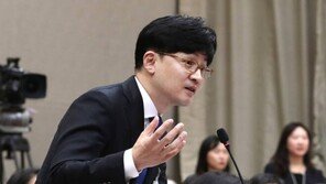 “독직폭행”VS“물리적 방해”…한동훈-부장검사, 압색 마찰