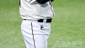 두산 김태형 감독이 키움 러셀에게 꼭 전해달라고 한 말은?