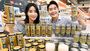 유럽맥주·파우치 칵테일…‘홈바족’ 잡아라!