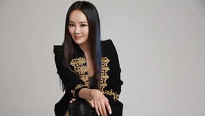 [인터뷰] 영화 ‘반도’서 좀비몰던 그 노래, 트로트 ‘사랑도둑’ 부른 강소리