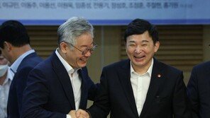 이낙연과 회동 앞둔 이재명 “지지율 상승? 바람같은 것”