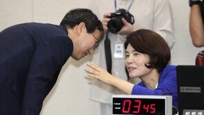 여야 합의 ‘감염병 예방법’ 통과…코로나19 ‘긴급성’에 야당 동의