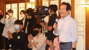 丁총리 “청년의 눈물 닦는 데 정부 지원 역량 집중”