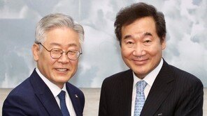 대선 지지율 1·2위 만남…이낙연·이재명 “서로 돕자”