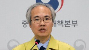 야외도 위험… 휴가 떠난 6가족, 코로나19 집단감염 ‘긴장’