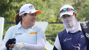 이글 출발 이소영, 악천후 뚫고 “2승 도전”