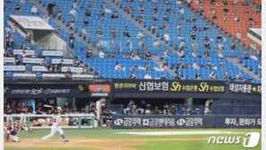 거리두기 무용지물 된 스포츠 직관…잘못하면 1000명 감염