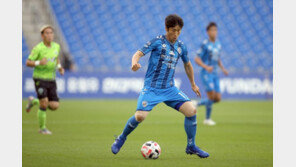 50-50 가입 이근호 “동료 덕분에 가능했던 기록, 울산서 우승하고파”