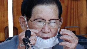 ‘코로나19 방역 방해’ 신천지 이만희 구속