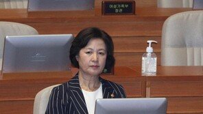 검찰개혁 본질은 어디에?…추미애 소설 논란에 곳곳서 이전투구