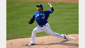 아직 2경기? 벌써 5~6경기 수준…올해 류현진에게는 시간이 적다