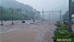 충북·태백 중앙선 철도 운행중단…폭우에 복구 지연
