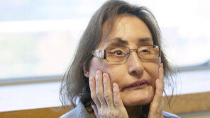 美 최초 ‘얼굴 전체 이식’ 여성, 수술 12년 만에 사망