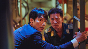 ‘강철비2’ 2일까지 100만…관객 사로잡은 조연들