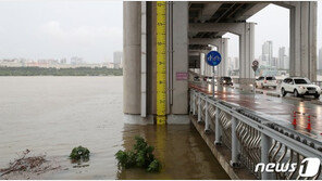 한강 홍수통제소 찾은 정총리 “방류량 조정해 홍수 선제대응”